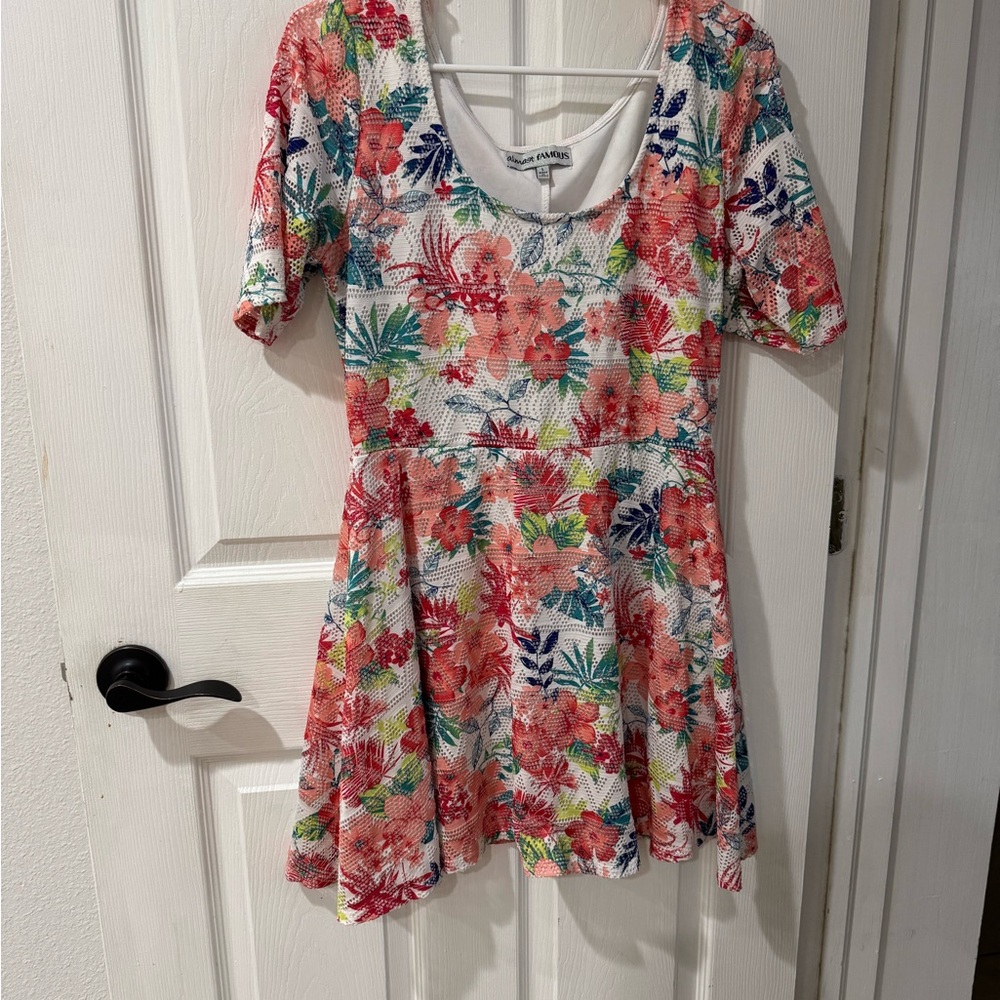 Almost Famous Floral Skater Dress – Size L,‎ Bright & Fun